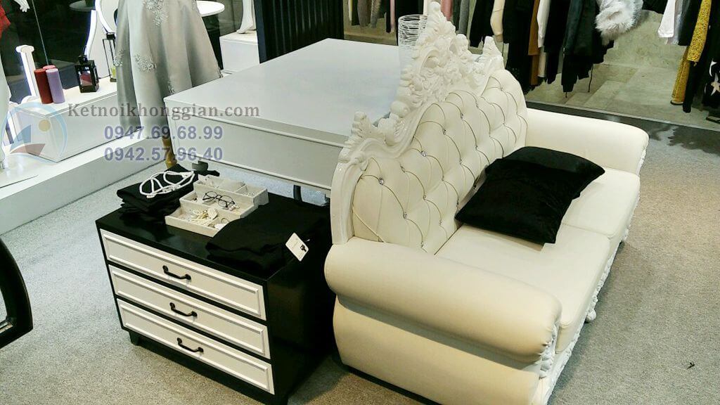 Kiến trúc sư đã thiết kế shop thời trang An Nhiên theo phong cách tân cổ điển kêt hợp trẻ trung thi công shop thờ itrang kiểu tân cổ điển